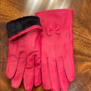 Elegant Red Women's Gloves with Bow Accent